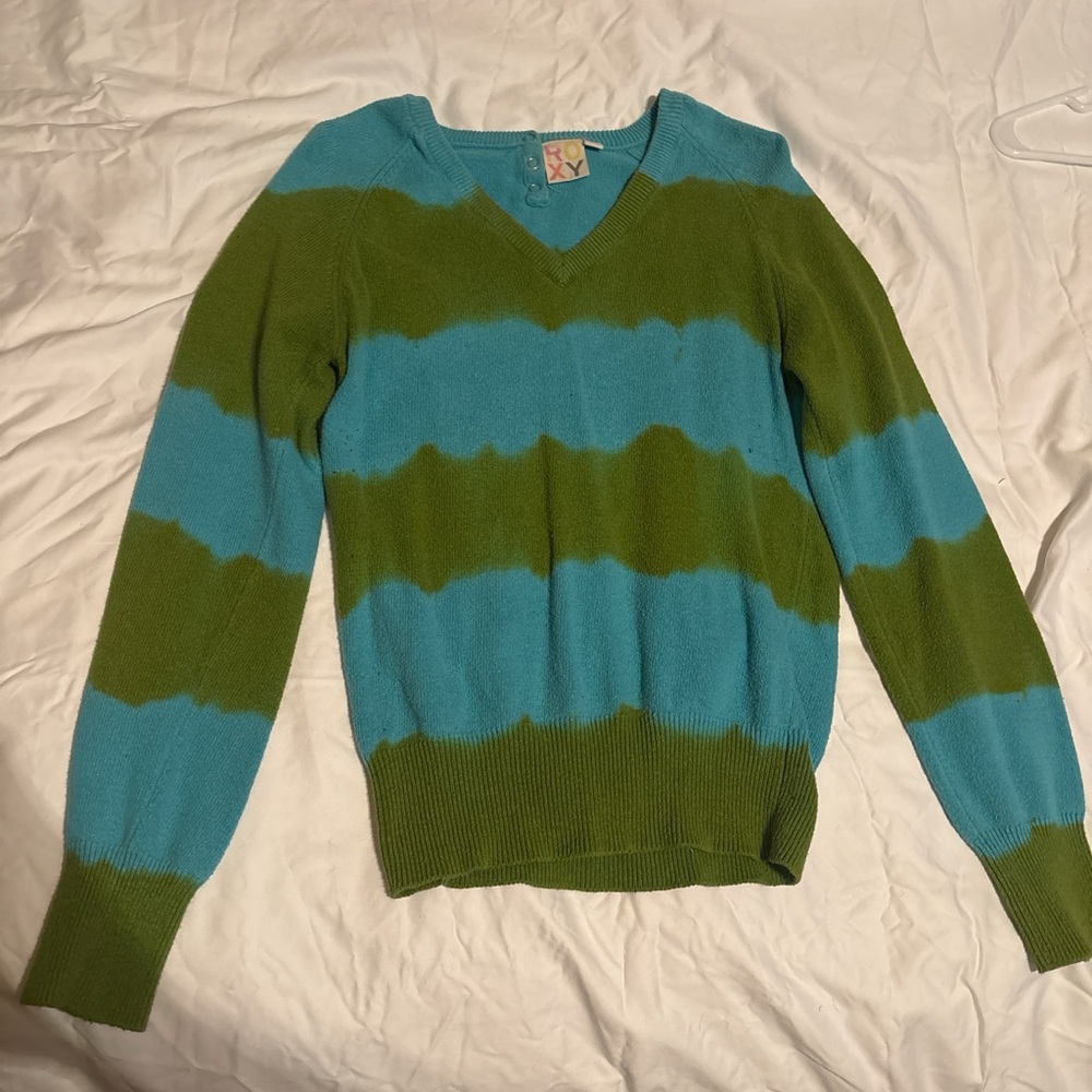 Roxy V-Neck Sweater in Green and Blue